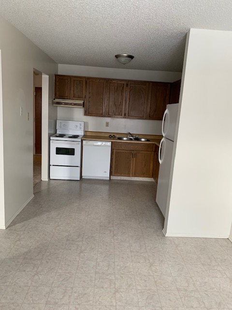 21 Avens Rd Moose Jaw apartment rental 3