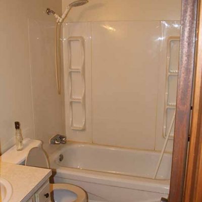 regal - Regal-Manor-Apartments-rental-moose-jaw-8